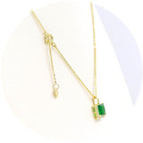 Ασημένιο γυναικείο κολιέ ροζέτα με πράσινη πέτρα